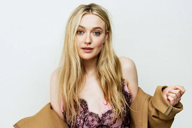 dakota fanning plastic surgery